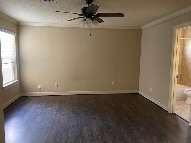 Foto del edificio - 1325 W 24th St