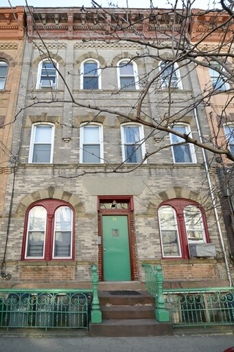 Building Photo - 51 Driggs Ave