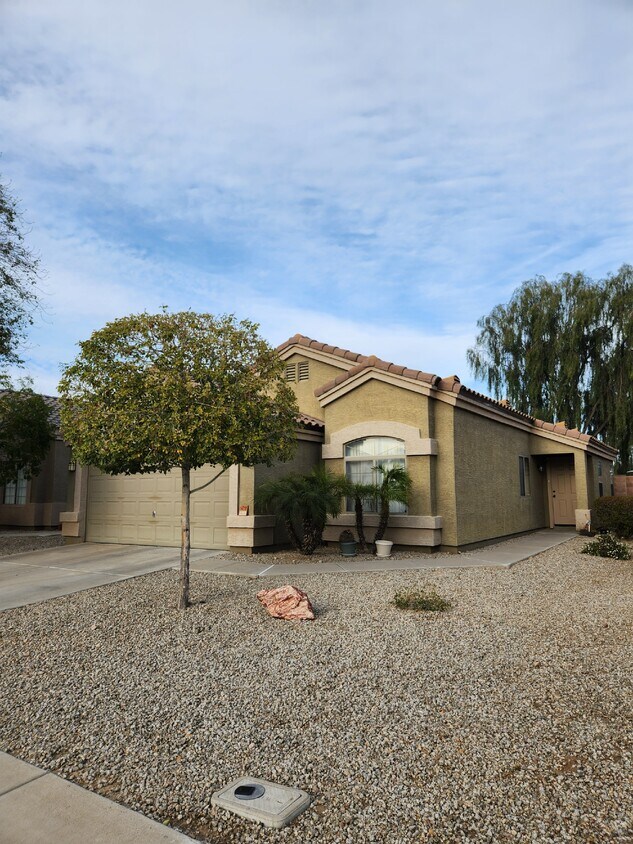 14719 N 124th Ave, El Mirage, AZ 85335 House Rental in El Mirage, AZ