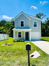 Building Photo - 575 S Woodlawn St