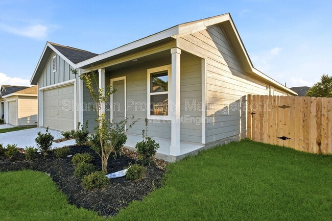 Foto del edificio - 25585 Rose Creek Dr