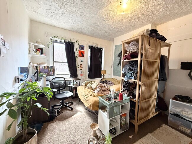 Foto del edificio - 26 Symphony Rd