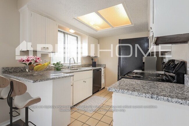 Foto del edificio - 1105 Kelly Park Rd