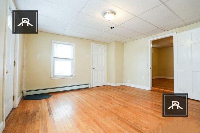 Building Photo - 5 bedroom in Brighton MA 02135