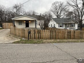 Building Photo - 2916 Morningside Dr