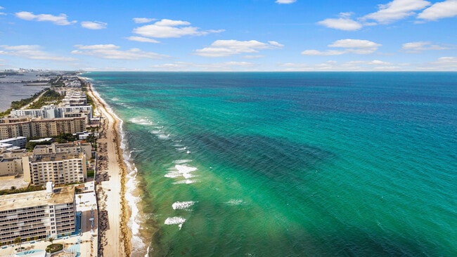Foto del edificio - 3580 S Ocean Blvd