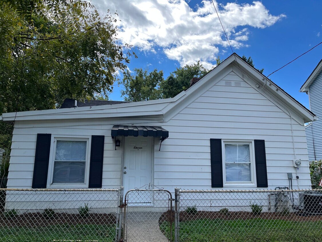 Primary Photo - ADDYSON- remodeled 2 bed. Fenced yard