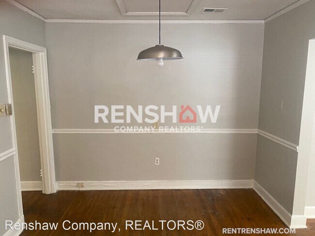 Foto del edificio - 1 br, 1 bath House - 2388 Forest Ave