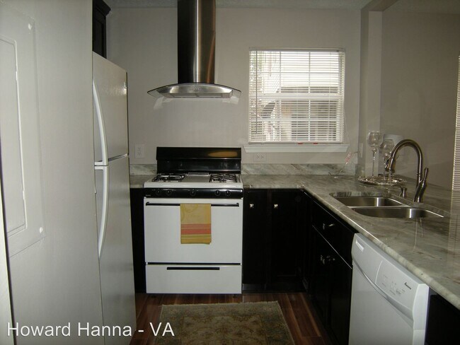 Building Photo - 2 br, 2.5 bath House - 12733 Daybreak Circle