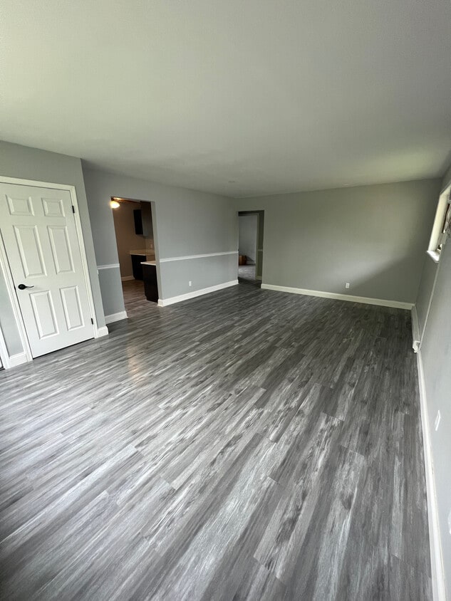 2729 North Dr, Highland, IN 46322 Townhome Rentals in Highland IN