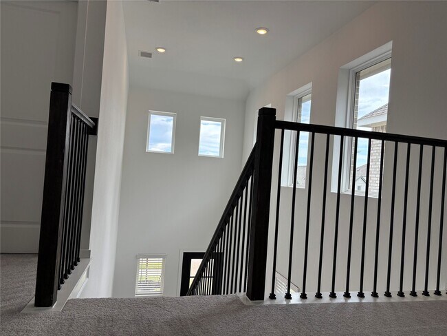 Foto del edificio - 6307 Serenity View Ln