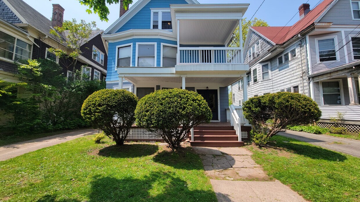 124 Hubinger St Unit 3, New Haven, CT 06511 Apartments in New Haven, CT