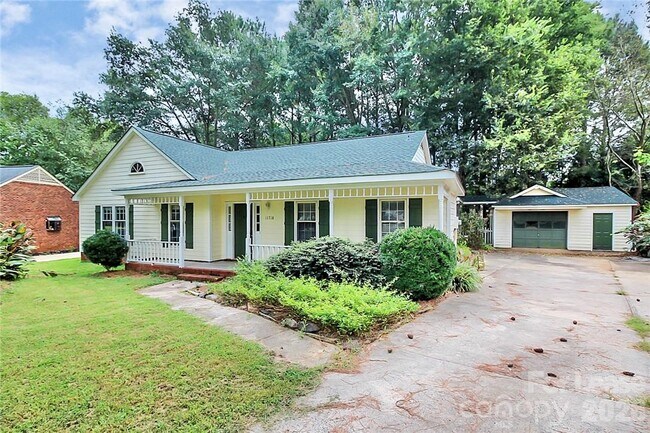 Building Photo - 11718 Fernhurst Ln