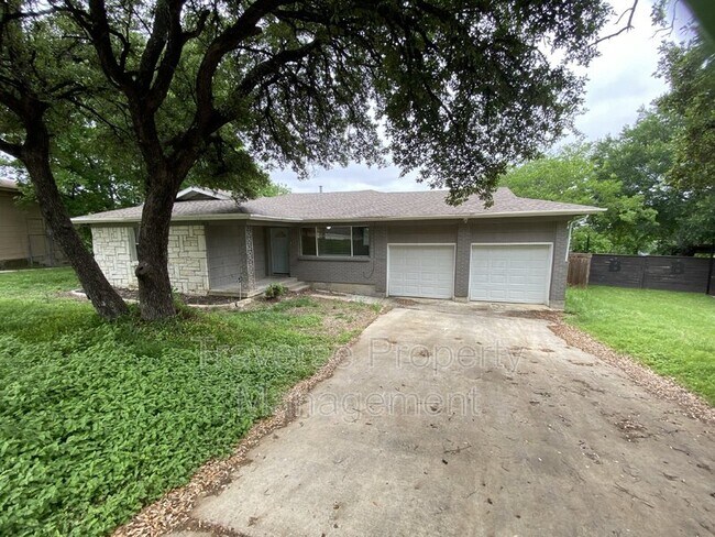 Building Photo - 4233 Ridgecrest Cir