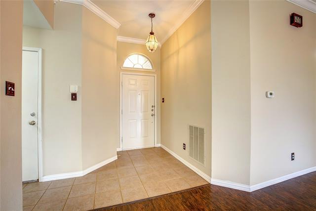 Building Photo - 909 Mallard Way