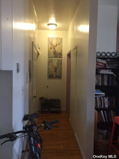 Building Photo - 567 Sutter Ave