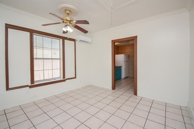 Foto del edificio - 6631 Avenue S
