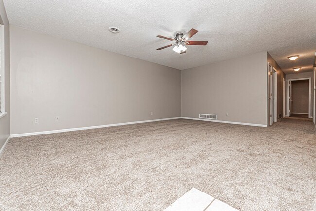 Foto del edificio - Single Family Home