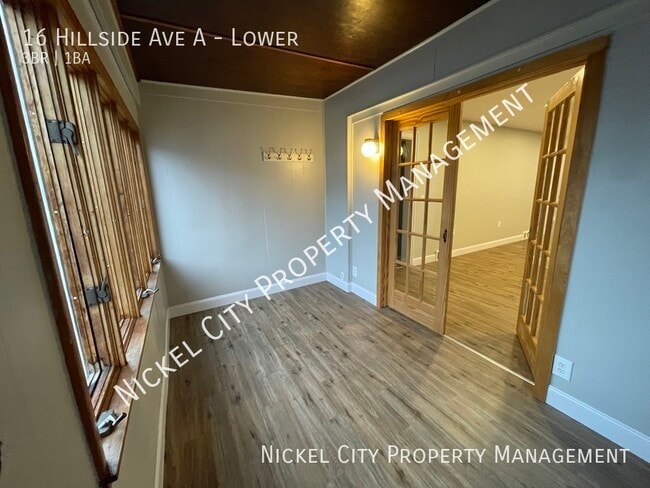 Building Photo - 16 Hillside Ave