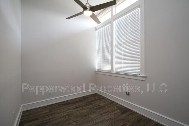 Building Photo - 600 Magnolia St