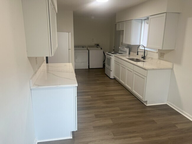 Photo - 2319 N Parker Ave House