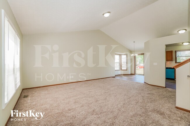 Foto del edificio - 5720 Larksdale Dr