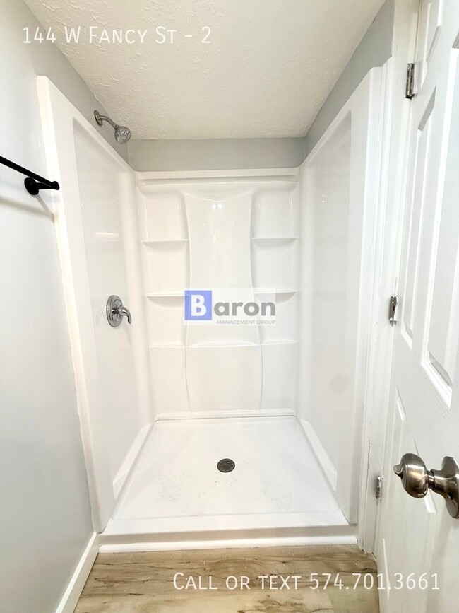 Building Photo - 144 W Fancy St