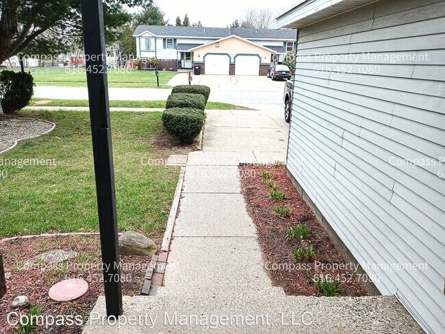 Building Photo - 4 br, 2 bath House - 5938 Madison Ave Sout...