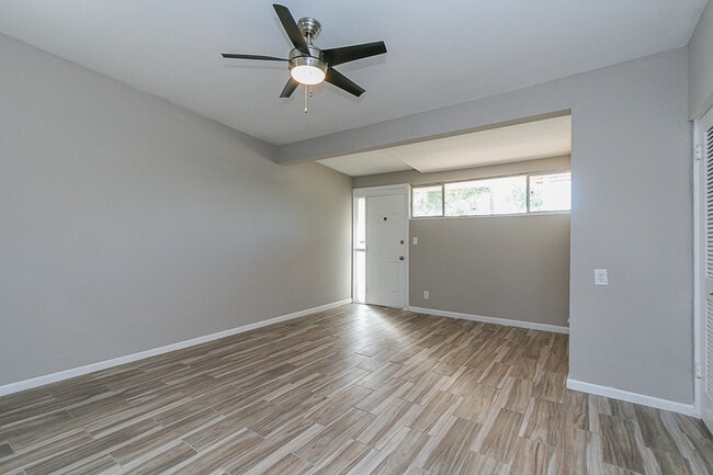 Foto del edificio - 6109 N 12th St