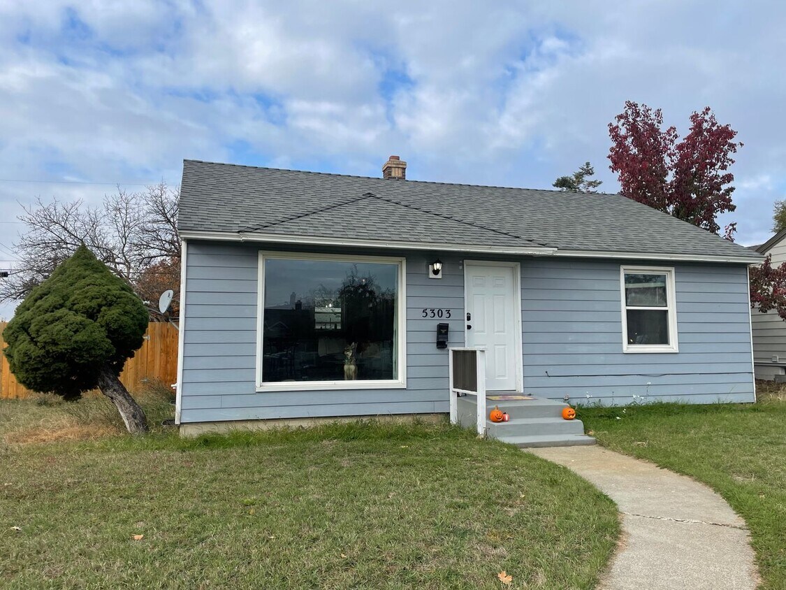 Foto principal - 5303 N Adams St