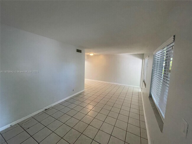 Foto del edificio - 2616 NE 14th Ave