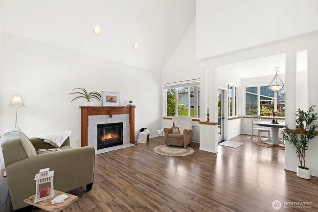 Foto del edificio - 15308 Esther Ave SE