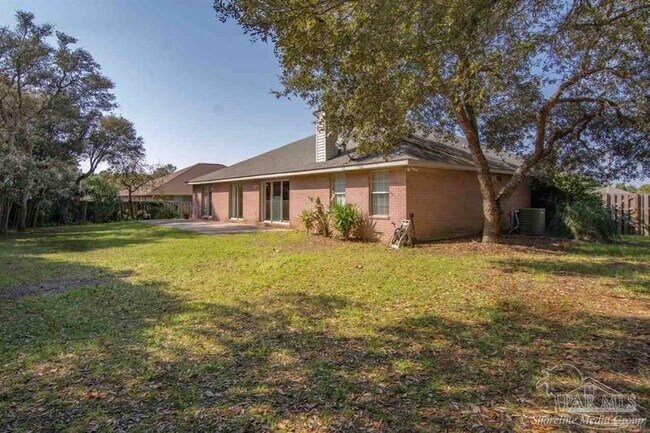 Building Photo - 1636 Woodlawn Way