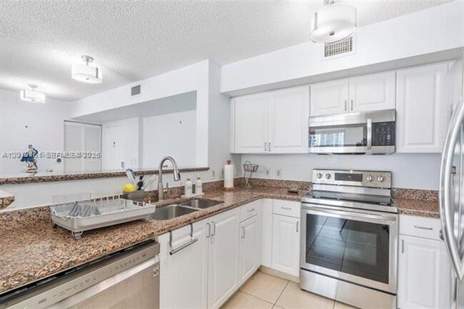 Photo - 1155 Brickell Bay Dr cu-603 Apartment