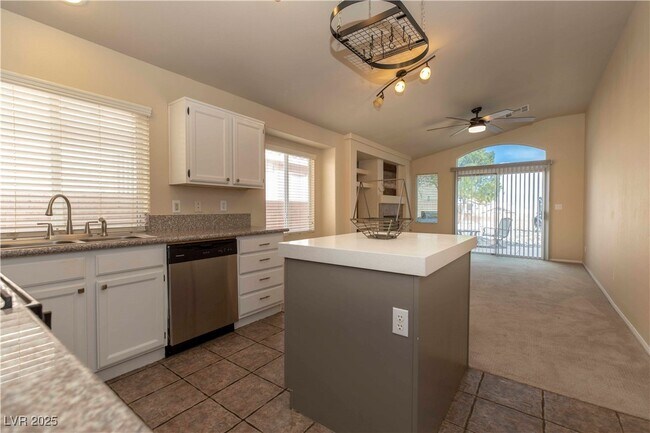 Foto del edificio - 304 Silver Castle St