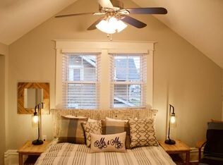 Building Photo - 325 E Wolfe St