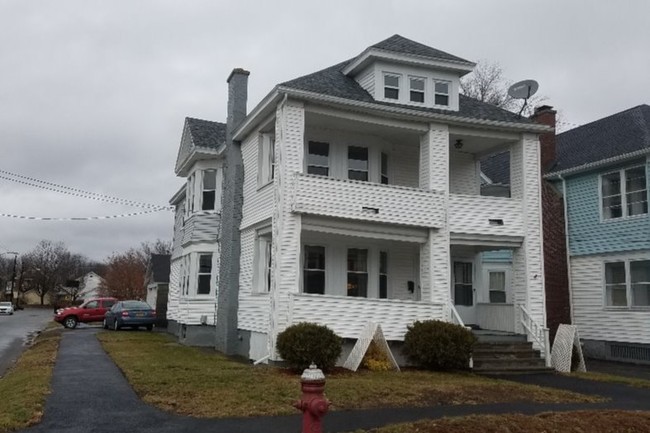 House - Front - 48 Meadowlawn Ave