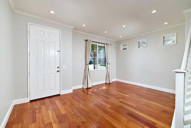 Building Photo - 402 Paseo Del Concho