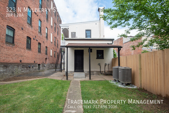 Building Photo - Beautiful 1st Floor Condo Quality Apartment