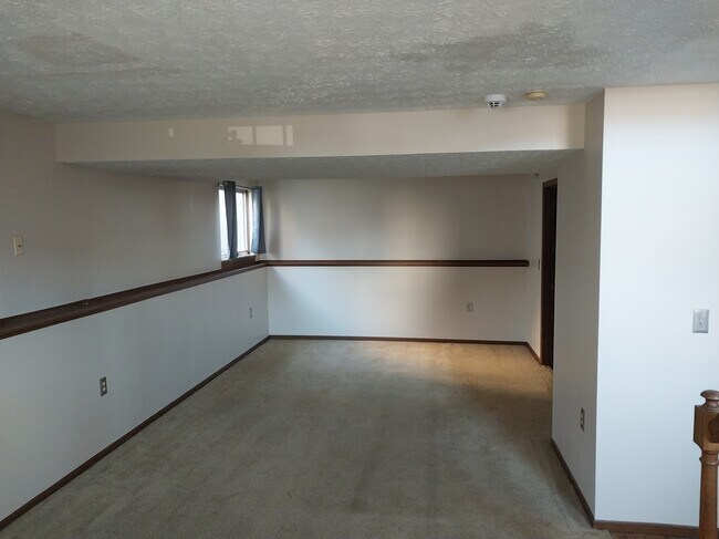 Foto del edificio - 6855 Gormsley Dr