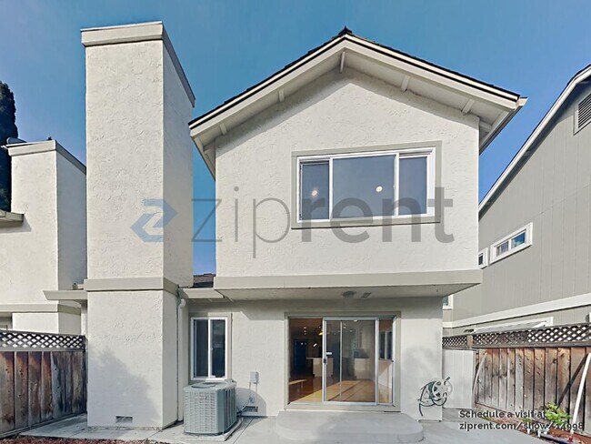 Building Photo - 1089 Longshore Dr