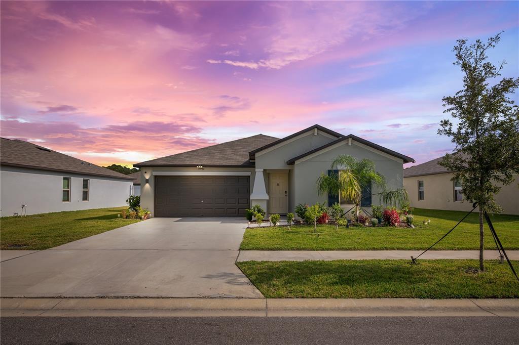 39764 Harvest Creek Ln, Zephyrhills, FL 33540 House Rental in