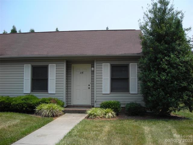 Primary Photo - 119 Peninsula Pl Ln