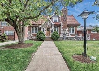Primary Photo - 7048 Clayton Rd