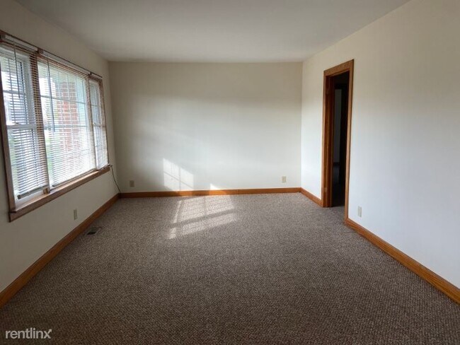 Building Photo - 3 br, 1 bath House - 1605 McArthur Street