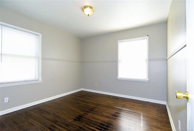 Foto del edificio - Remodeled 3 Bedroom House