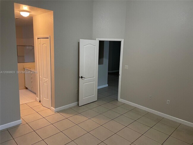 Foto del edificio - 2296 SW 156th Ct