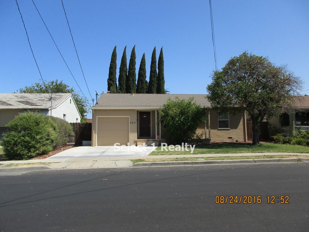 Primary Photo - 206 John Gildi Ave