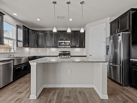 Building Photo - Build Equity While Leasing - Lease and Own...