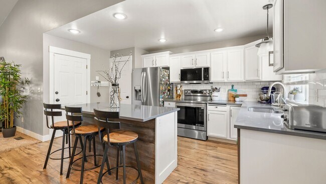 Building Photo - 4291 Campden Dr